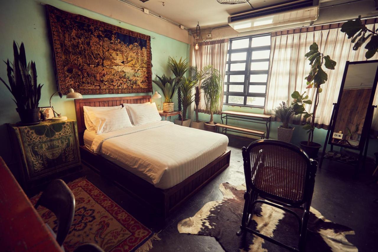The Mustang Nero Hotel Bangkok Exterior photo